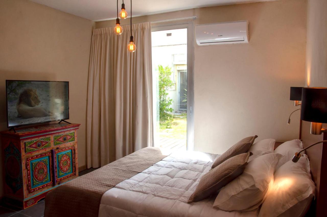 Casa Alevines Hostel & Suites Пунта-дель-Эсте Экстерьер фото